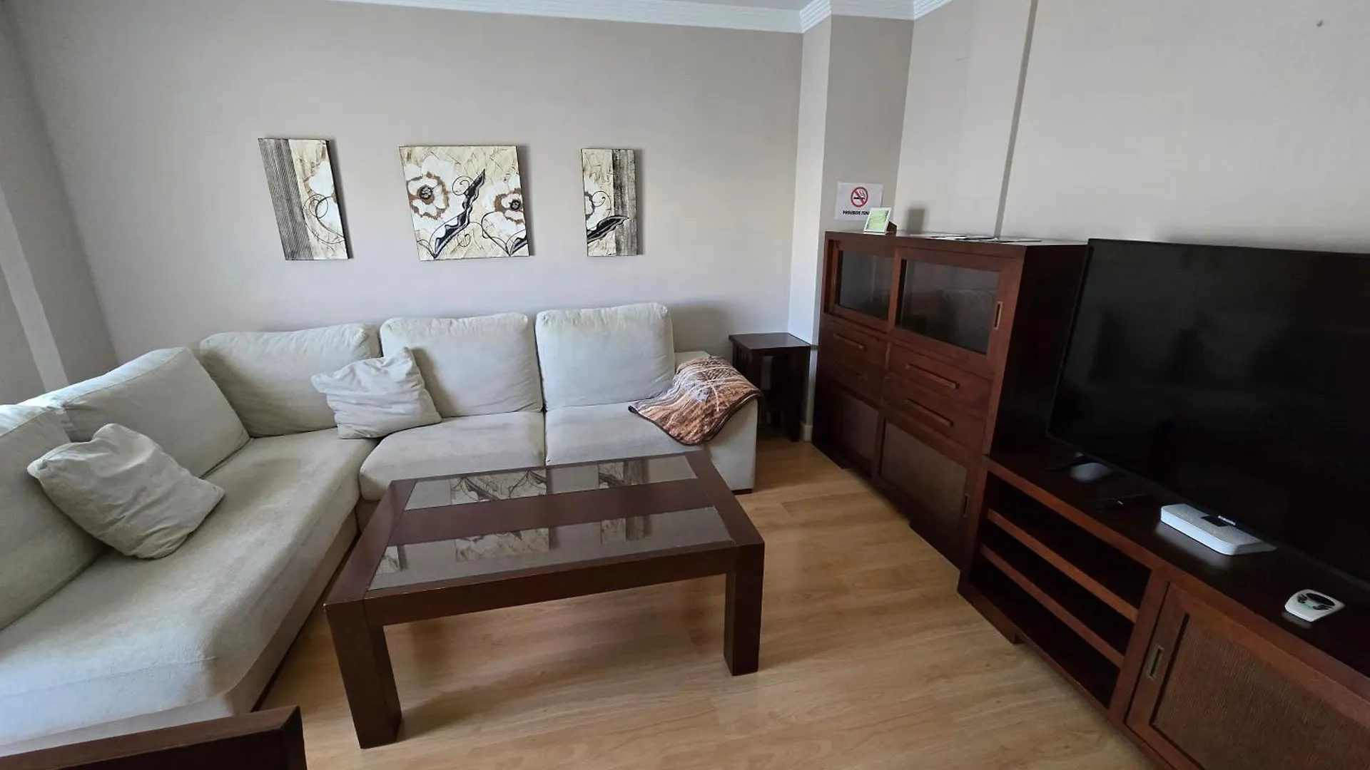 Plaza Apartment Parking Free Lucena Spain